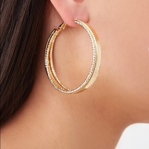 ☀️3/$30 Maria Etched Hoop Earrings - Picture 2 of 3